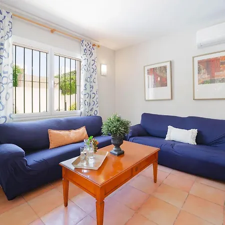 Villa Azafran By