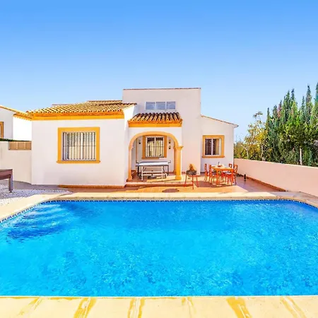 Azafran By Javea